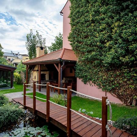 Hotel Anna Beroun  Ngoại thất bức ảnh